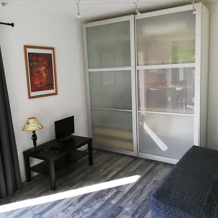 Belle Maisonnette Calme, Jardin, Wifi, Parking ואלאוריס