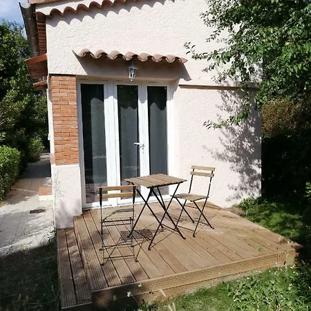 בית נופש Belle Maisonnette Calme, Jardin, Wifi, Parking ואלאוריס